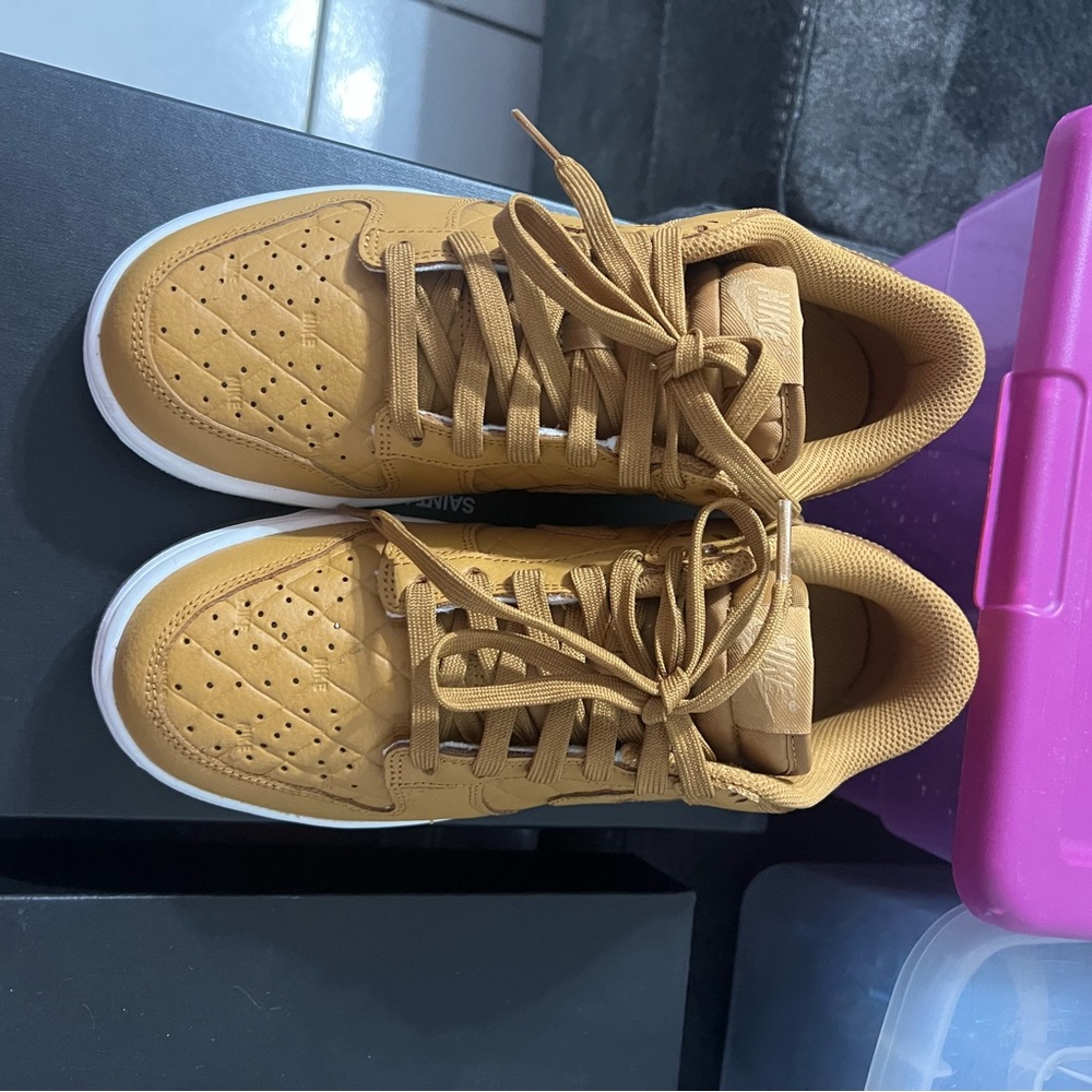 Nike dunks - Picture 2 of 4